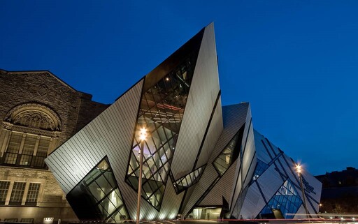 Popular holiday deals in Toronto